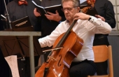Schmelzle Dr Michael Cellist u Bass Sänger 2024 Liederkranz Salzstetten Jubiläumskonzert 04 wm Foto DSC_3402 IF